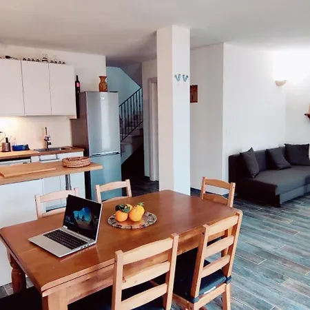 Casa Nonno Remo Porto Pino